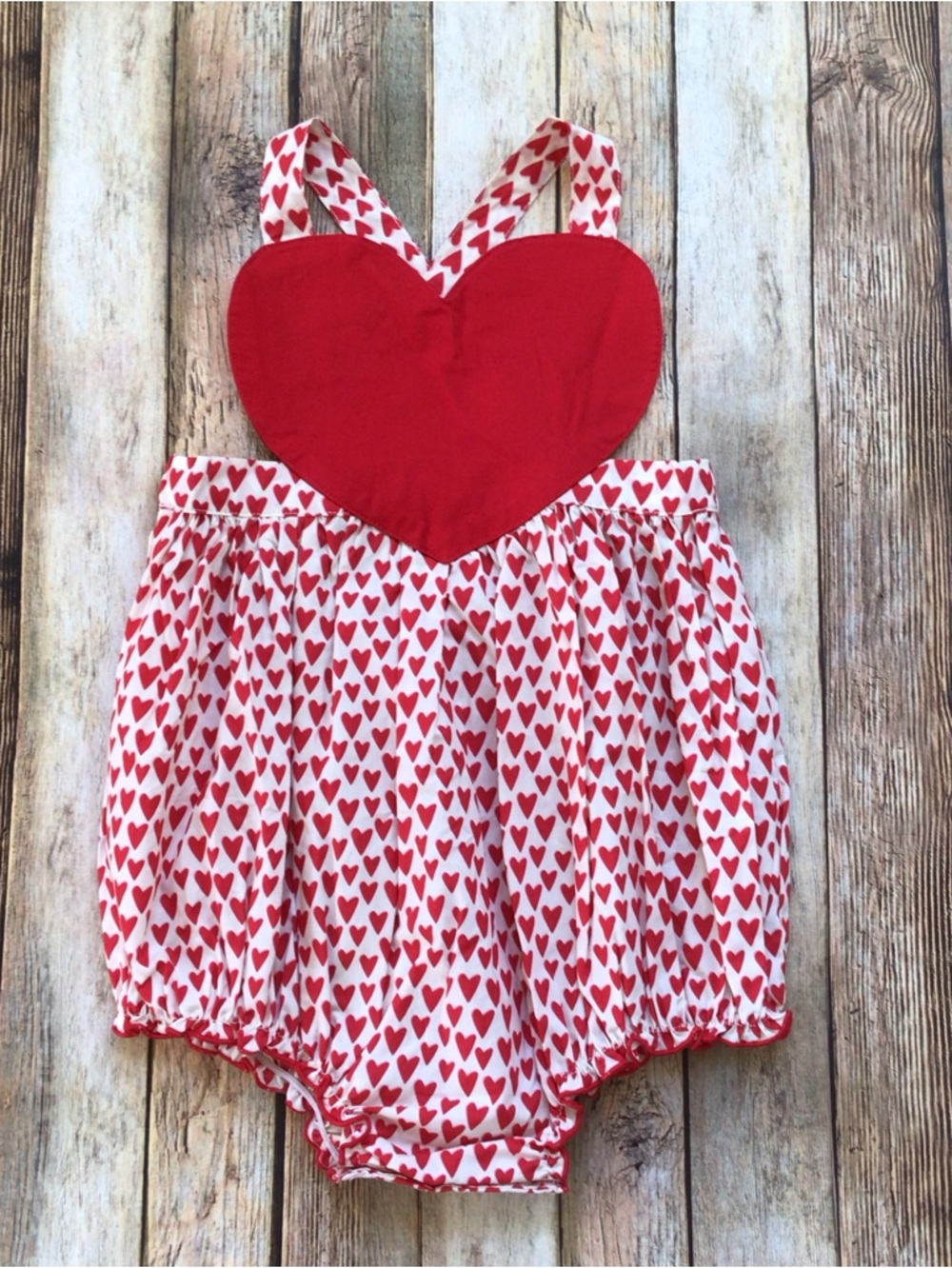 Pink Chicken Lucy Love Bubble Mini Hearts